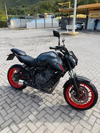 YAMAHA MT-07