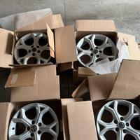 Cerchi in Lega 17” Originali Nissan Juke F16