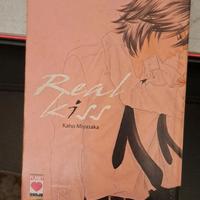 Fumetti manga autore kaho miyasaka real kiss