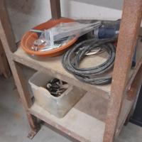 Mobiletto lavoro in metallo 
