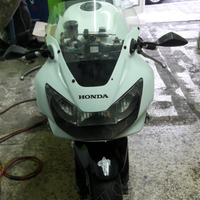 Honda CBR 1000 RR 954