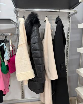 Stock abbigliamento donna