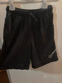 pantaloncini nike