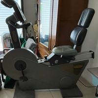 Bicicletta Recline Tecnogym