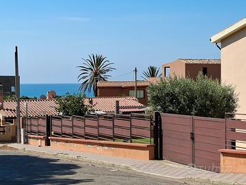Villasimius: MARE di SOLANAS a 100m a PIEDI 
