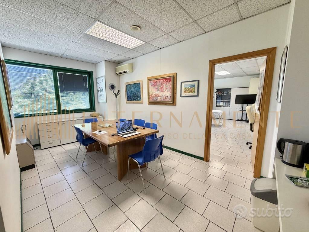 Immobile di 794 m² con più di 5 locali a Limena - Vista 2