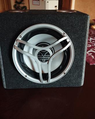 subwoofer amplificato