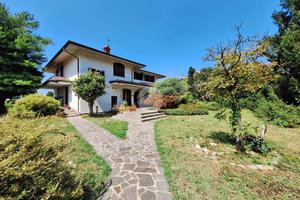 BIFAMILIARE A BERNATE TICINO