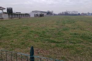 Immobile in asta di 7035 m² con 1 locale a Leinì