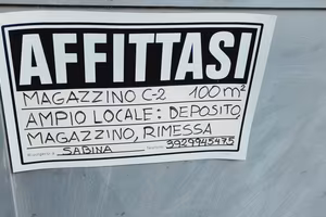 magazzino c2 in uso deposito a prato 