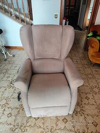 Poltrona relax Regina alzapersona visone 2 motori