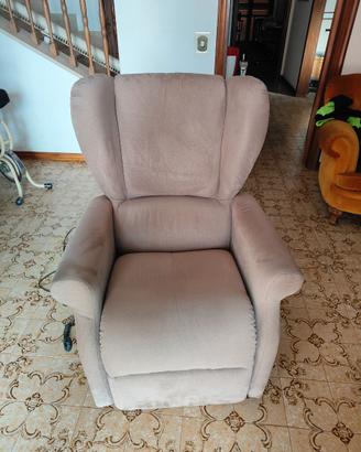 Poltrona relax Regina alzapersona visone 2 motori
