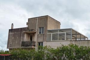 IMMOBILE INDIPENDENTE CON TERRAZZO VERANDA GARAGE