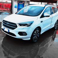Ford Kuga 1.5 TDCI 120 CV S&S 2WD ST-LINE
