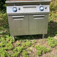 PIASTRA A GAS PROFESSIONALE