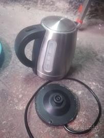 bollitore e mini asciugacapelli