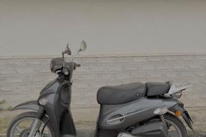 Kymco People 50