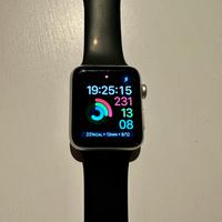 Apple Watch Serie 3 42mm in Alluminio