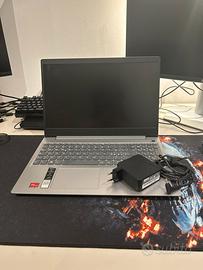 ideapad3 amd ryzen 5 3500U radeon vega mobile 8 Gb