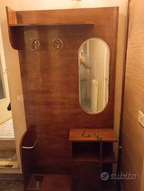 appendiabiti in legno