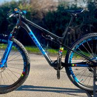 MTB Trinx Factory team