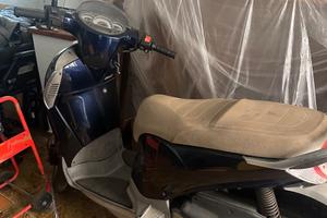 Aprilia Scarabeo 200