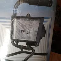Lampada alogena da appoggio