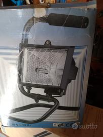 Lampada alogena da appoggio