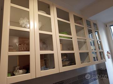 Vetrina ikea  nuovissima lascio per cambio casa
