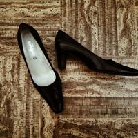 SCARPE PELLE NERA modello décolleté - N.35