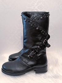 Stivali in pelle nuovi firmati Mascha