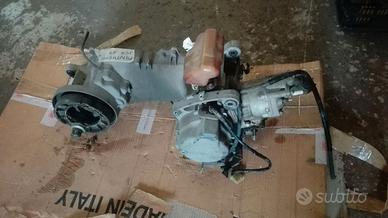 RICAMBI Motore HONDA pantheon 125 150 2T
