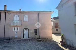 5 LOCALI A PIETRADEFUSI