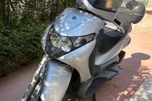 Piaggio Beverly 250 + baule - Pronto all'uso