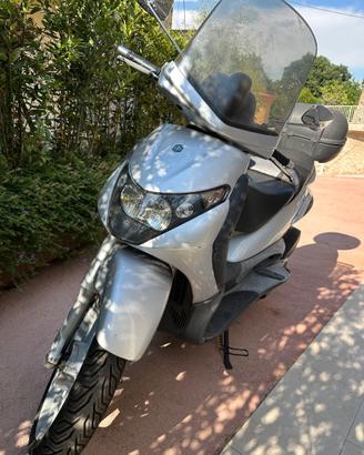 Piaggio Beverly 250 + baule - Pronto all'uso