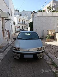 FIAT punto metano con gancio traino