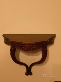 Mensola a muro in legno lavorato