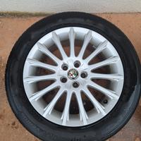 Gomme e cerchi 205/55/16 Alfa Romeo 147