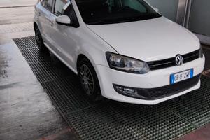 VOLSWAGEN POLO 1.2 a benzina, 5 serie.