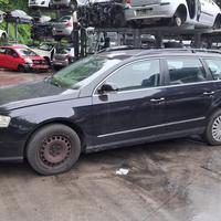 VW PASSAT 2001 SOLO PER RICAMBI