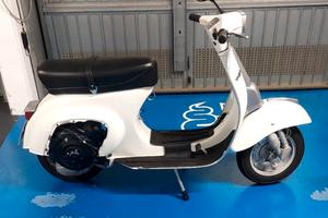 Piaggio Vespa 50 Special (V5B3) - 1974