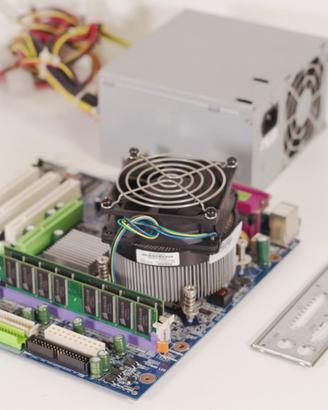 Motherboard Gigabyte con Pentium 4 e ram