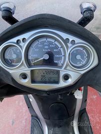 scooter Yamaha X city 250