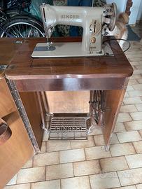 macchina per cucire a pedale SINGER