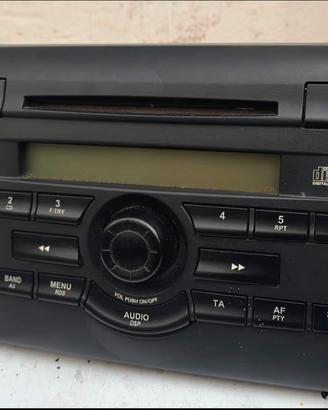Autoradio con CD originale della casa Fiat stilo