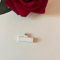 Adattatore 2 in 1 (connettore Lightning).