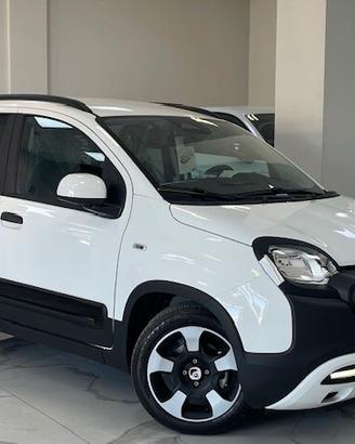 Fiat Panda Pandina 1.0 FireFly 65 CV Hybrid Cross