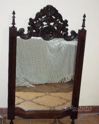 Grande Specchio 1800 con intagli