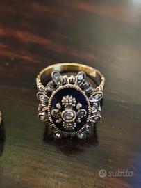 Anelli in oro e diamanti