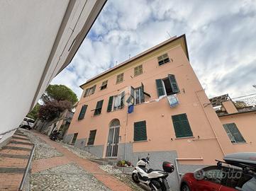 2 LOCALI A GENOVA
